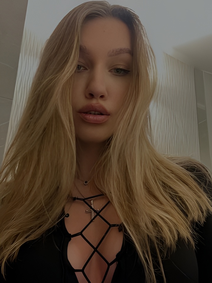 Магдалина привлекальеная девушка из Ханты-мансийск цена от 5000 руб