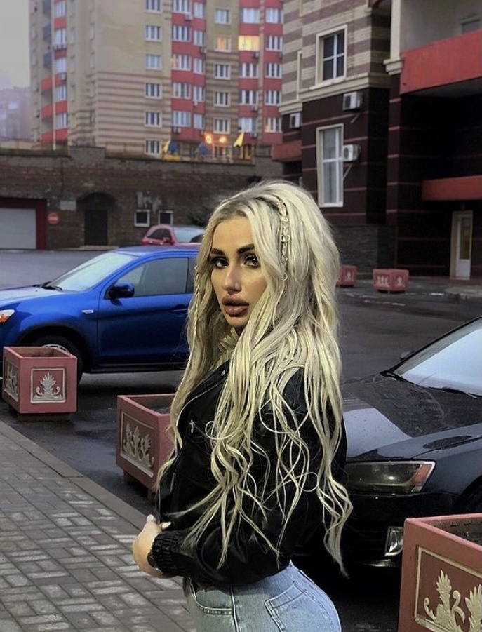 🎥 Алиса привлекальеная девушка из Ханты-мансийск цена от 6000 руб