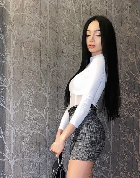 🎥 ЭННИ привлекальеная девушка из Ханты-мансийск цена от 5000 руб