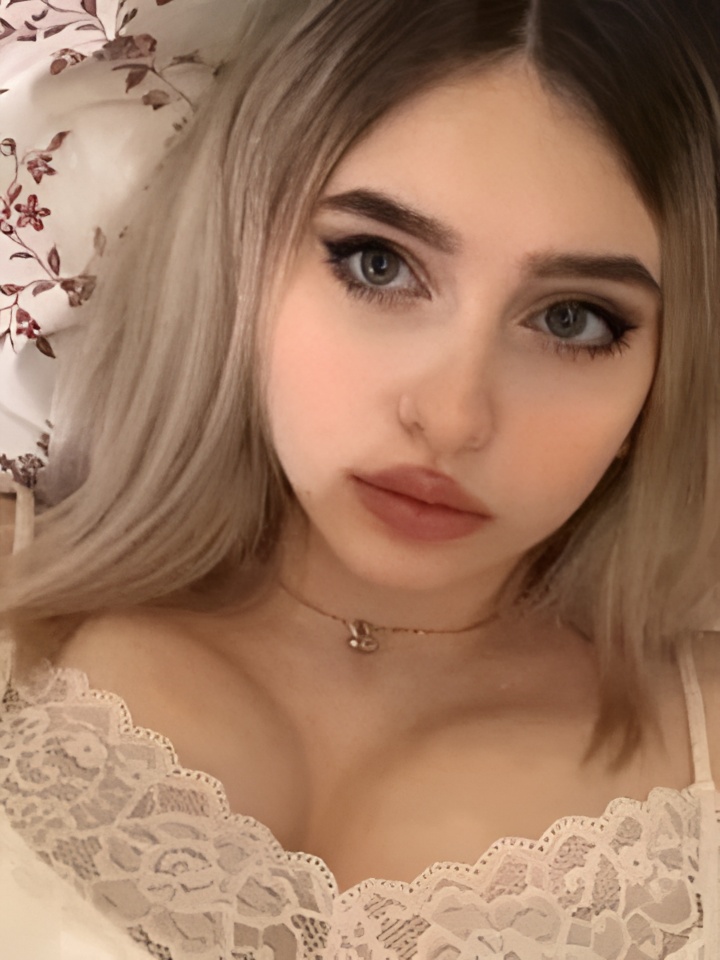 Индивидуалка Яна, доступна для личного знакомства от 1500 руб