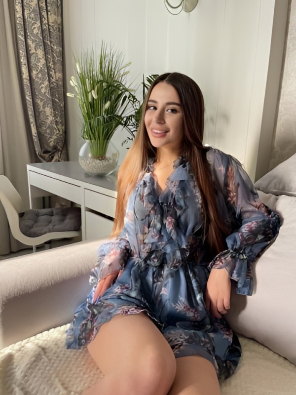 Алиса привлекательная девушка из Ханты-мансийск цена от 2500 руб