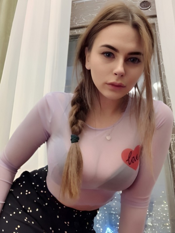 Стефания привлекательная девушка из Ханты-мансийск цена от 4000 руб