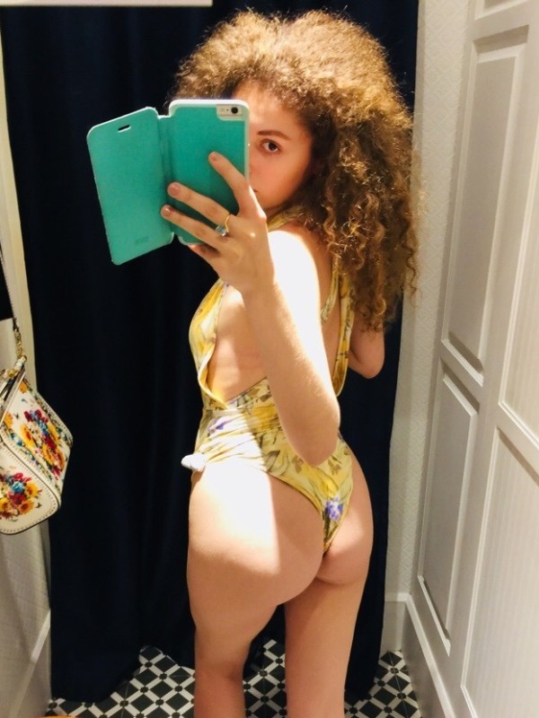 Надюша привлекательная девушка из Ханты-мансийск цена от 3500 руб