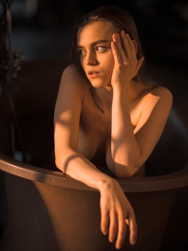 Лилия привлекательная девушка из Ханты-мансийск цена от 5000 руб